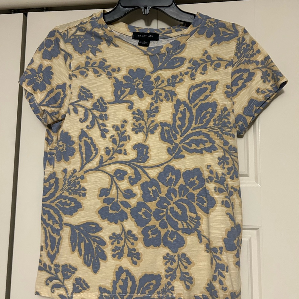 Sanctuary t-shirt
